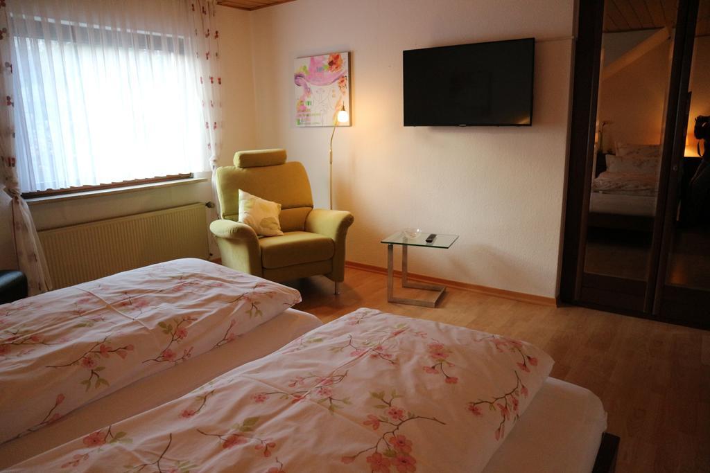 Gaestehaus Preuss Ellenz-Poltersdorf Esterno foto